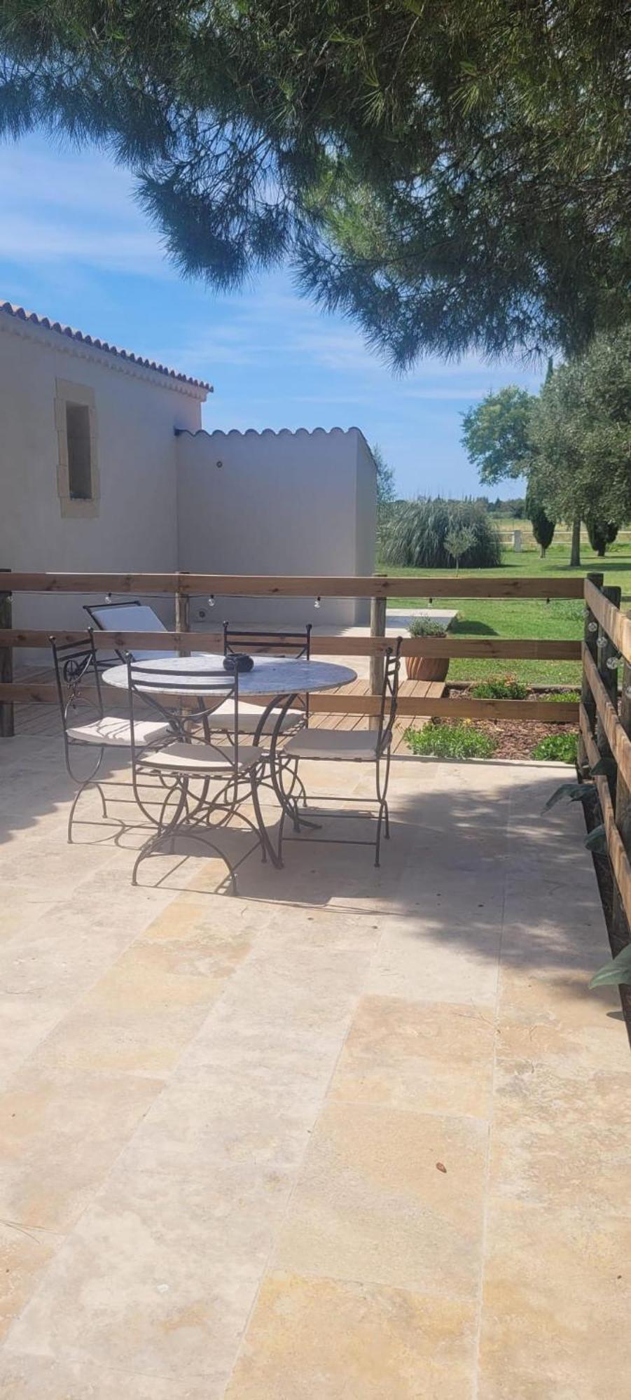 Mas Sicard Chambre D'Hotes En Camargue Arles Buitenkant foto